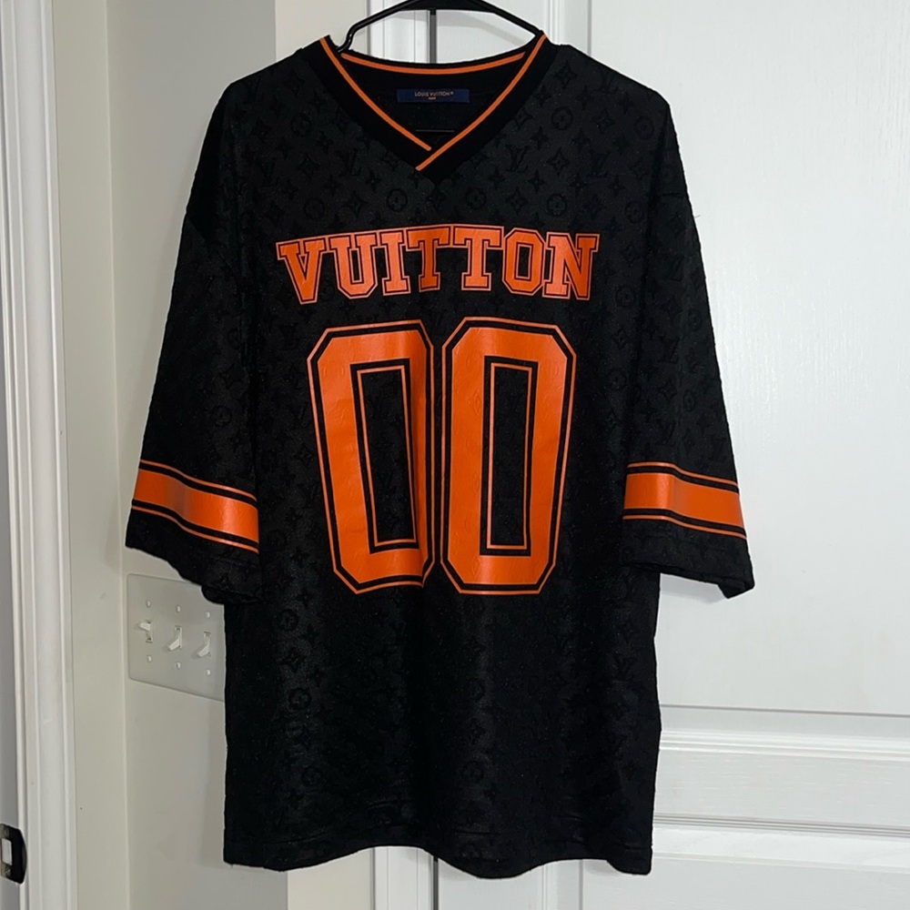 Louis Vuitton Men’s Large Knit Football Jersey